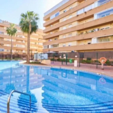 Atico Junto Al Teatro Auditorio De *